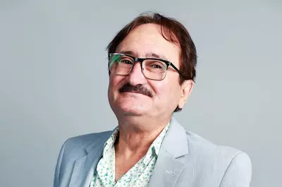 Cornel Palade, dezvăluiri dureroase despre pierderea mamei sale: „Când pleacă din viața ta, dispare mângâierea”/ Femeia a murit la numai 27 de ani, iar el a fost crescut de mama vitregă