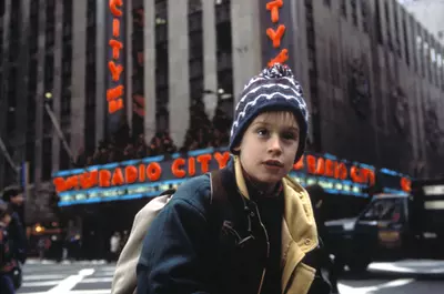 Când se difuzează „Singur Acasă” la Pro TV în decembrie 2025. Detalii neștiute din culise: Macaulay Culkin, actorul principal, a vrut să cumpere casa din film