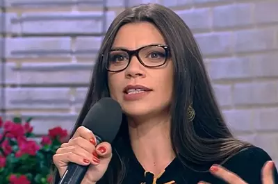 Laura Andreșan, despre trauma nevindecată după ce a fost abuzată sexual de unchiul său: „Sunt între copila care a trecut printre toate astea și femeia de acum. A trebuit să trăiesc”