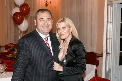 Elena Udrea și Dorin Cocoș, fostul ei soț, relații strânse la 13 ani de la divorț. O postare a fostei ministre arată că încă vorbesc și se întâlnesc, în ciuda trecutului