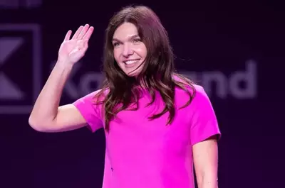 Cât costă rochia roz purtată de Simona Halep la Transylvania Open 2026. Ținuta semnată de Christian Dior a fost completată cu bijuterii Cartier: "Am avut o săptămână cu adevărat magică"
