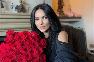 Cum reușește Lavinia Pîrva să jongleze cu rolurile de mamă, soție și artistă, de când este din nou studentă: „Alexandru este mai mare și mergem amândoi la școală în același timp. Niciodată nu este târziu” / EXCLUSIV