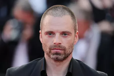 Sebastian Stan, interviu rar în limba română. Cum s-a simțit să revină în țara natală și ce spune despre Cristian Mungiu: „Am găsit românul în mine din nou!”