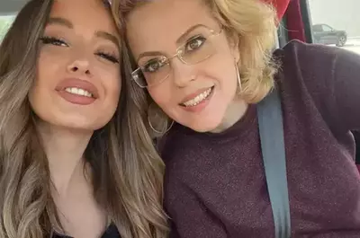 Există viață după televiziune! La 56 de ani, Raluca Moianu are mai multe job-uri, merge în vacanțe și este și bunică full-time: ”O iubire extraordinară. Cea mai tare este mama, pentru că este străbunică” / EXCLUSIV