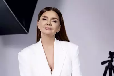 Albertina Ionescu recunoaște că frumusețea poate deschide uși: "Dar dacă în spatele ușii nu e substanță, se închid mai repede decât s-au deschis. Și invers". Ce a răspuns, întrebată dacă i s-au făcut propuneri nepotrivite / EXCLUSIV