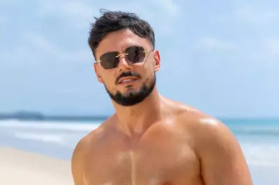 Cine este ispita Iulian Bogdan de la Insula Iubirii 2026. Lucrează în Italia, la căile ferate, și recunoaște că e mai timid