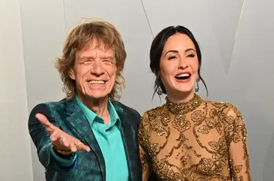 La 83 de ani, Mick Jagger are o logodnică cu 44 de ani mai tânără. Cum arată viața alături de Melanie Hamrick și fiul lor de 9 ani: „Pentru și mai multe aventuri, râsete și distracție”