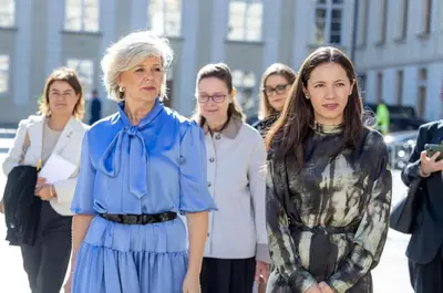 Cum s-a îmbrăcat Mirabela Grădinaru la întâlnirea cu Prima Doamnă a Cehiei. Partenera președintelui Nicușor Dan a vizatat câteva ONG-uri pentru copii și tineri din Praga
