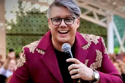 Lacrimi, zâmbete și nostalgie la Sala Palatului! Ce i-a prezis Fuego frumoasei Anastasia, nepoata regretatului actor Ion Dichiseanu: ”I-am spus că eu văd că ea va avea un viitor strălucit în muzică/ EXCLUSIV