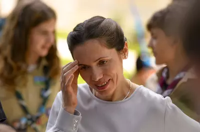 Mirabela Grădinaru, schimbare de stil vestimentar. A renunțat la rochiile vaporoase și colorate și a adoptat ținute sobre, în culori neutre / Cum s-a îmbrăcat la ultimele evenimente de la Cotroceni