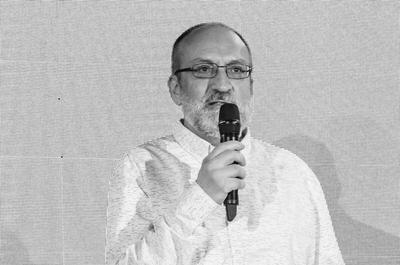 Ultima oră! Undă de șoc în presa românească! A murit unul dintre cei mai respectați jurnaliști, un vizionar, o voce cu autoritate, un om cu minte genială: “Un mentor”