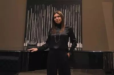 Ce s-a întâmplat cu Simona Halep la concertul Loredanei Groza: „Marea campioană a României”. Întâlnirea din culise dintre cele două