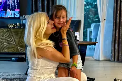 Imagini cu Elena Udrea și fiica ei în vacanță. Ce destinație din Italia au ales: „Dorința mea cea mai mare a fost ascultată și împlinită de Dumnezeu”