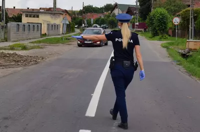 Întrebarea la care nu ar trebui să răspunzi unui polițist rutier atunci când te trage pe dreapta