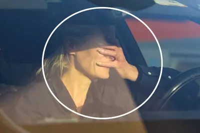 S-a aflat că divorțează, iar acum a fost prinsă plângând la volan! Soțul ei a depus deja actele! Ce a mai ieșit la iveală, între timp, despre mariajul lor