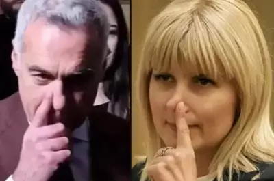 Călin Georgescu, prins cu degetul pe nara dreaptă, la fel ca Elena Udrea! Ce înseamnă, de fapt, acest gest. Are o semnificație aparte în lumea infractorilor