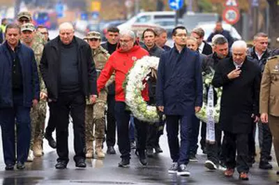 Criticat pentru că s-a îmbrăcat în roșu la înmormântarea lui Emeric Ienei, Mihai Stoichiță a explicat ce a dorit: „Despre asta era vorba”