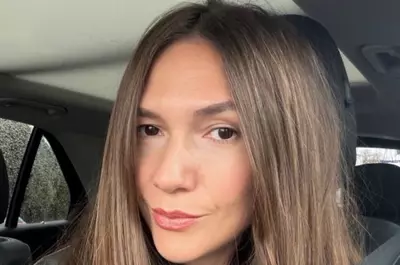 Abia împlinise 18 ani, dar cucerise deja România! Așa arăta Adela Popescu în urmă cu 20 de ani, la debutul din „Numai iubirea”