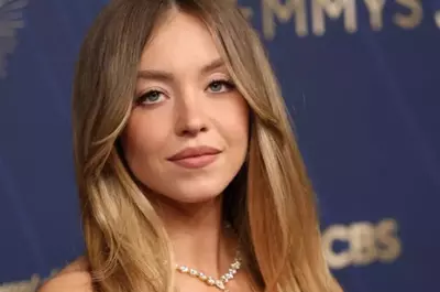 Sydney Sweeney șochează cu un pictorial nud pentru W Magazine. Apariția care a stârnit reacții în SUA