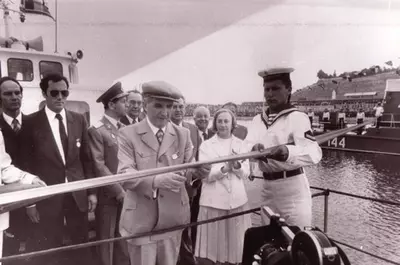 Magistrala Albastră. Mii de pionieri au simbolizat grafic portretele lui Nicolae şi Elenei Ceauşescu la inaugurarea Canalului Dunăre-Marea Neagră