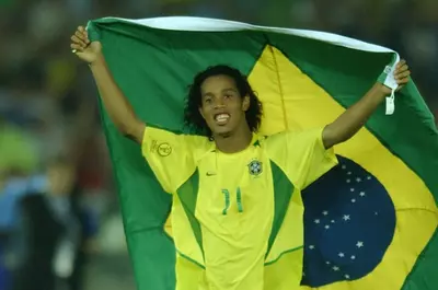Ronaldinho se pregăteşte de revenirea în fotbal, la 46 de ani. Ce se află în spatele deciziei