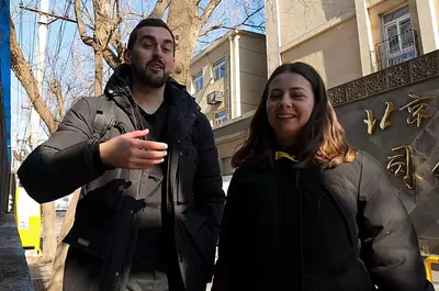 Doi români opriți la frontieră, interogați și expulzați din Rusia. Dezvăluirile unui cuplu de vloggeri