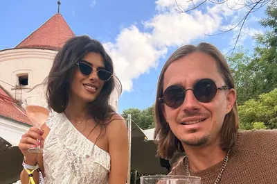 Cine sunt Sebastian Coțofană și Bianca Hîrsana de la Power Couple 2027. Cei doi formează un cuplu de 7 ani