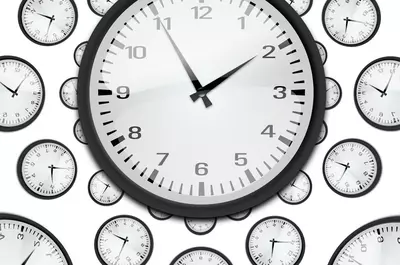 De ce se schimbă ora de două ori pe an în România și Europa. Explicația oficială a Comisiei Europene tot mai contestată