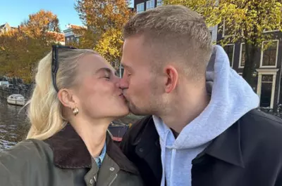 Au divorțat după doar un an de căsnicie, iar ea a folosit cuvinte grele despre ”calvarul” trăit împreună cu fundașul lui Manchester United: „A fost un iad. Simțeam o durere fizică”