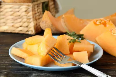 Câte calorii are pepenele galben – beneficii și contraindicații