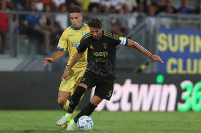 Concurența lui Daniel Bîrligea la Frosinone. Ce șanse are atacantul român să fie titular în Serie A?