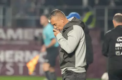 „Băgat la dubă” cu amenințarea CNCD, Pancu e apărat după 2-0 cu Corvinul: „E absurd să pretinzi că lupți cu xenofobia, dar rasismul e acceptabil”