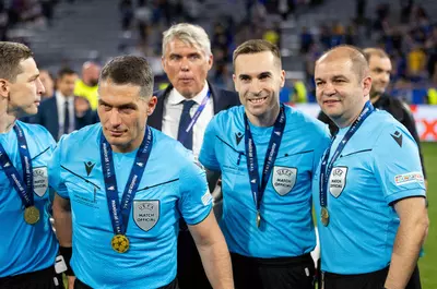Expertul TV care a distrus un arbitru din România. „E periculos, nu slab!”