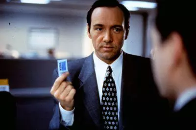 Omul şefului - Kevin Spacey
