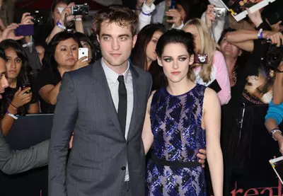 Robert Pattinson n-a uitat-o pe Kristen Stewart