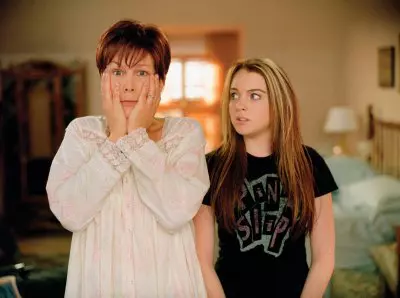 Vinerea trăsnită - Jamie Lee Curtis şi Lindsay Lohan