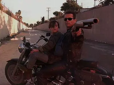 Terminatorul 2 Ziua judecăţii - Edward Furlong şi Arnold Schwarzenegger