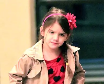 La doar 5 ani, Suri Cruise scrie o carte pentru copii