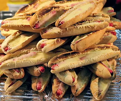 Hot dog-ul - mancarea preferata a new yorkezilor