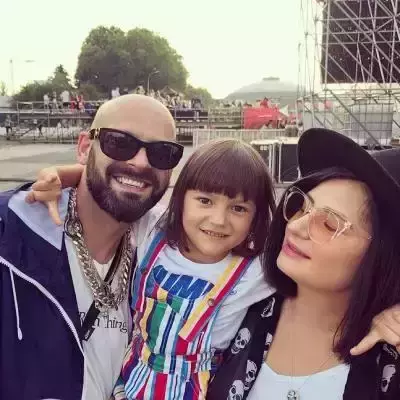 madalina-cretan-nosfe-fiica2