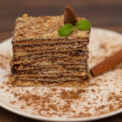 Prajitura cu foi si crema de ciocolata