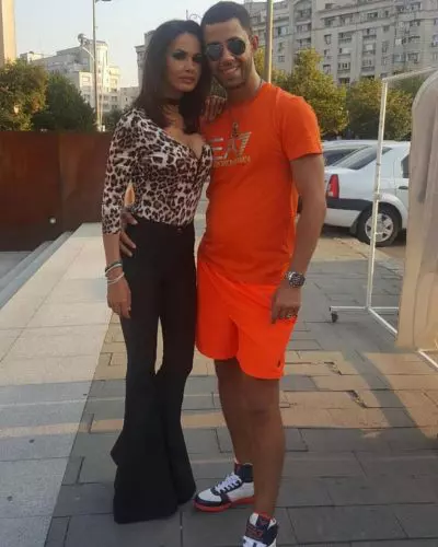 Oana-Zăvoranu-si-Alex-400x500