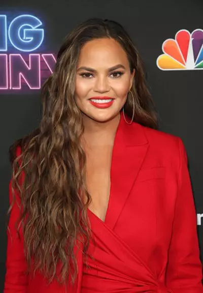Natural (Chrissy Teigen)