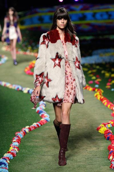 Look_43.JPG