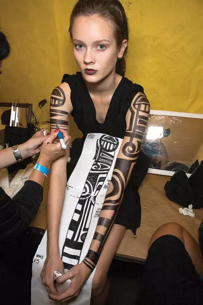 Tatuajele, la moda si in Romania