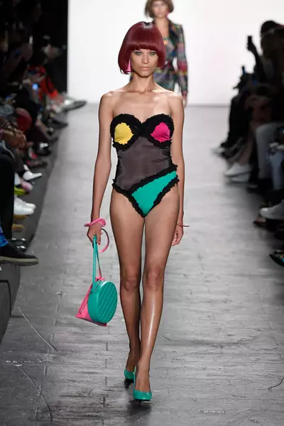 Jeremy Scott colectia primavara vara 2017