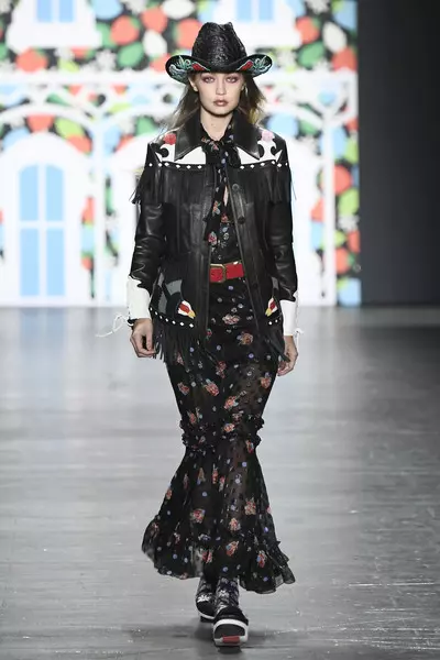 Anna Sui colectia primavara vara 2017