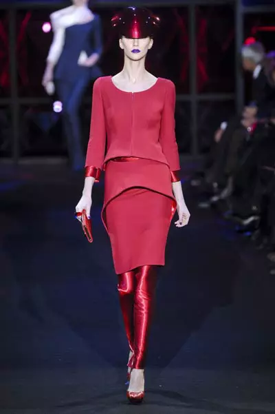 Giorgio Armani Prive - Haute Couture Primavara/Vara 2011