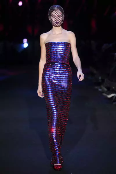 Giorgio Armani Prive - Haute Couture Primavara/Vara 2011