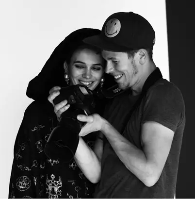 Behind the cover – ELLE Septembrie 2014 (13)